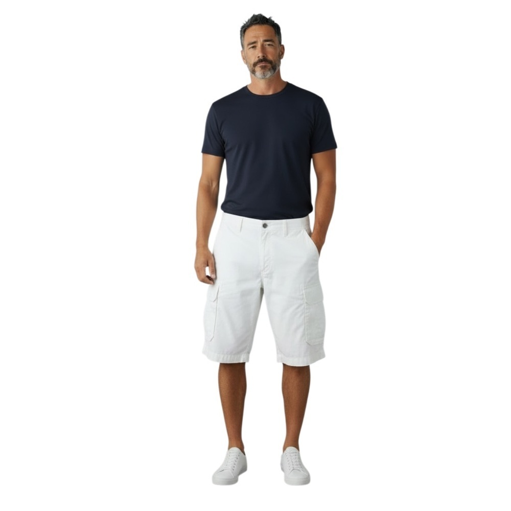 New Sun River White Cotton Cargo Shorts Mens size 32 NWOT Casual Summer Utility